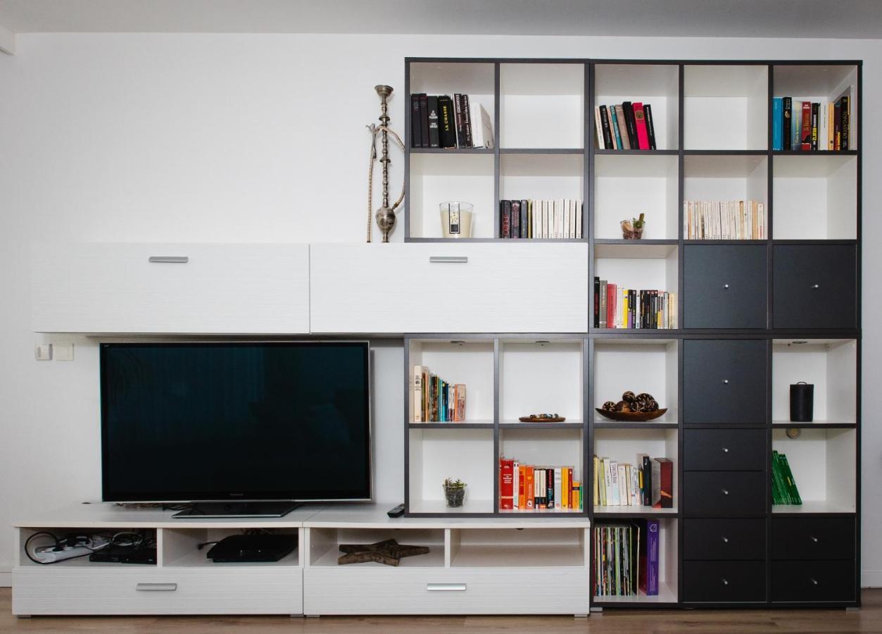 Midi-suede Apartment Brüssel